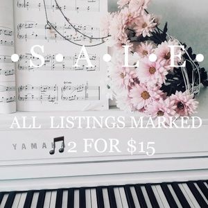 Closet Clean-Out Sale!! 🎵2/$15